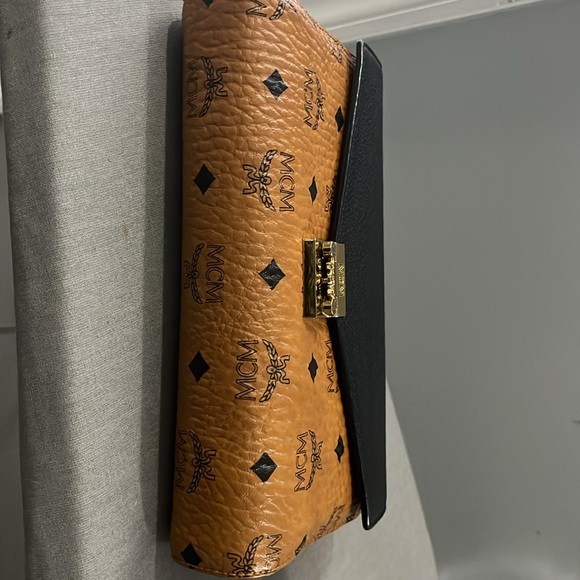 Authentic MCM Crossbody Bag - Picture 8 of 11